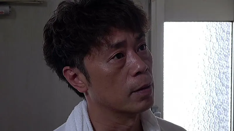 昭和猥褻官能ドラマ 片親貧乏奥さんは息子の野球部の顧問に体を求められ… 百科事典のセールスマンは清楚な六十路妻に欲情し… サンプル1