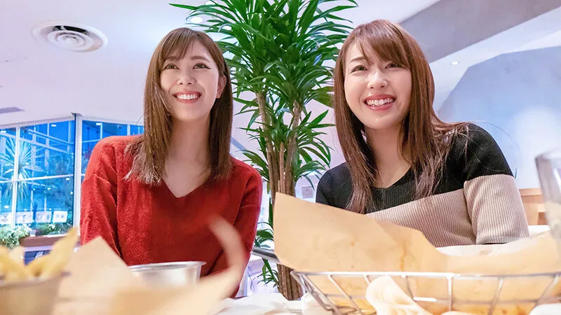 ママ友ナンパ 性欲爆発!!ヤングママたち大暴走!?目指せ3P vol.01 159分10名 サンプル4