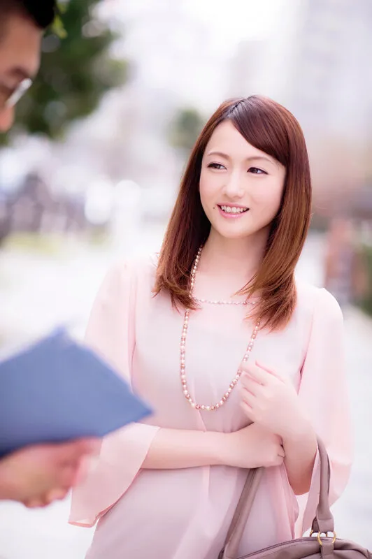 そんなつもりじゃなかったんです…不貞妻 いつの間にか流されてエッチしてしまった奥さんは久々のエッチに燃えまくってしまうのでした。8時間24人 サンプル1