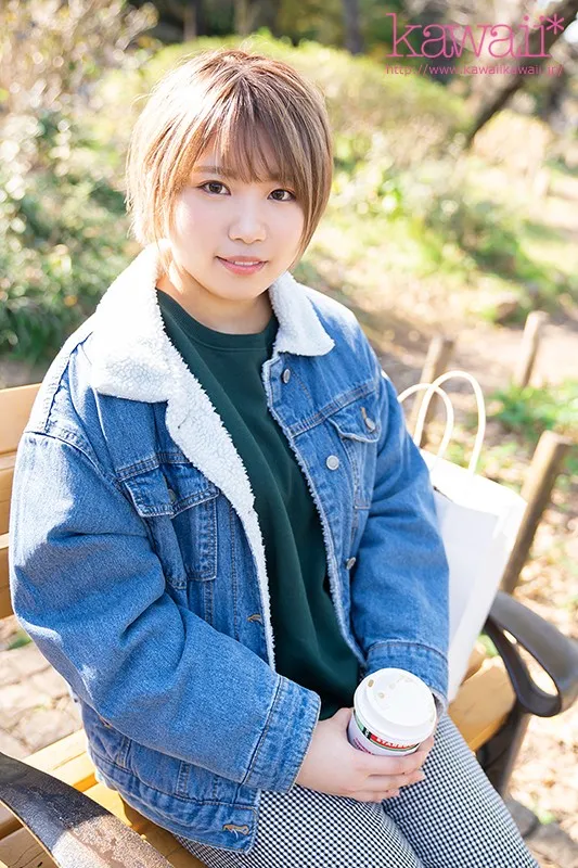 まんまるくて可愛い!古着屋で働く超ボーイッシュ巨乳美少女 真琴つぐみ2回目のAV出演 中年おじさん!メイドコスプレ!ハメ撮り!もっとSEXが好きになる初体験!中出し解禁すぺしゃる サンプル1