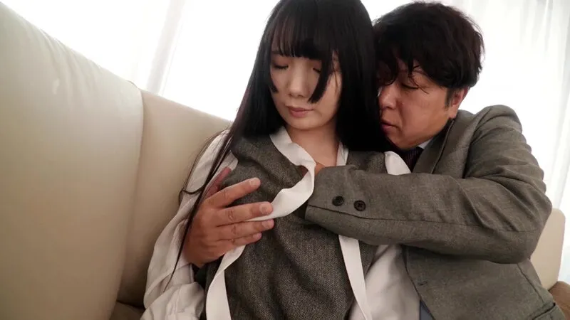 【4K】世間知らずな制服女子が軽い気持ちでP活してみたら…まさかのどハマり おじさんの巨根を自ら求める不埒な女になりました… 南日菜乃 サンプル1