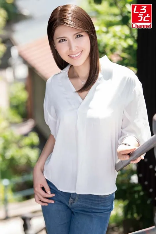 「鬱屈した結婚生活からの逃亡です…」沸々と煮えたぎる現実逃避&浮気願望とは裏腹に極度の緊張で恥じらうモデル級清楚美人妻が肉棒を咥えた瞬間に性格豹変!えげつない高速グラインドの天才騎乗位妻あらわる…ゆきな28歳、AVデビュー!! サンプル1