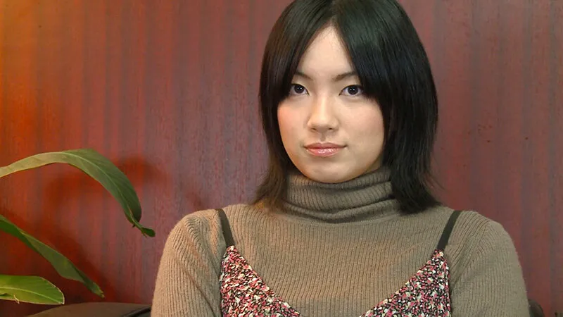 初めてのAV撮影に緊張の面持ちの素人お嬢さん!カメラの前で初めてのオナニー披露でガチイキ! サンプル1