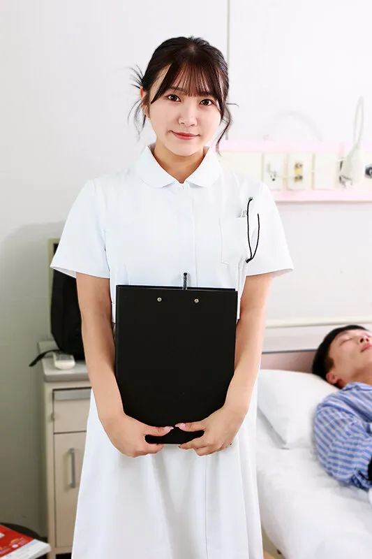 フェラチオしてくると噂の美人看護師 姫咲はな サンプル1