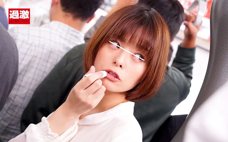 唾液ダラダラ接吻痴● 清楚に見えて濃厚な密着ベロキスでオヤジを虜にする痴女子大生 サンプル1